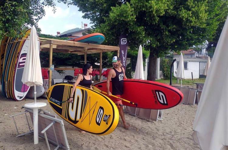 Appartamento Al Lago Lesa Exterior photo